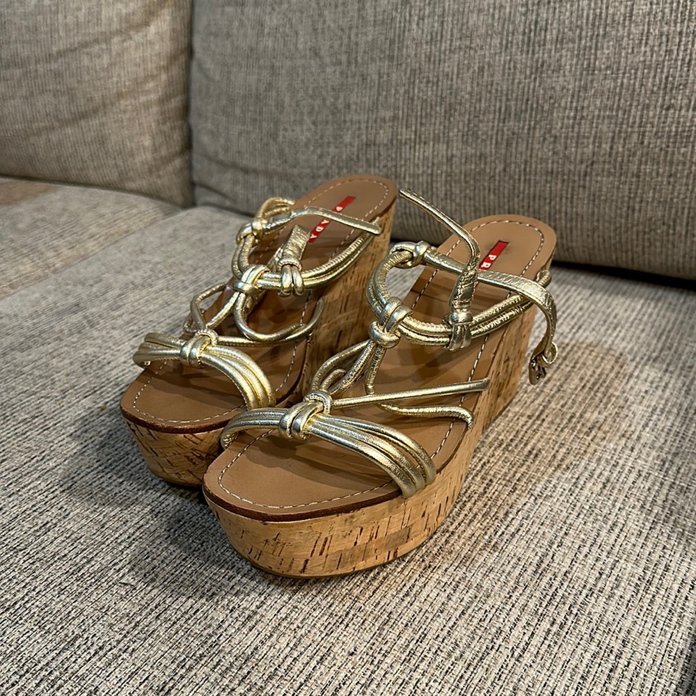 New authentic Prada wedges